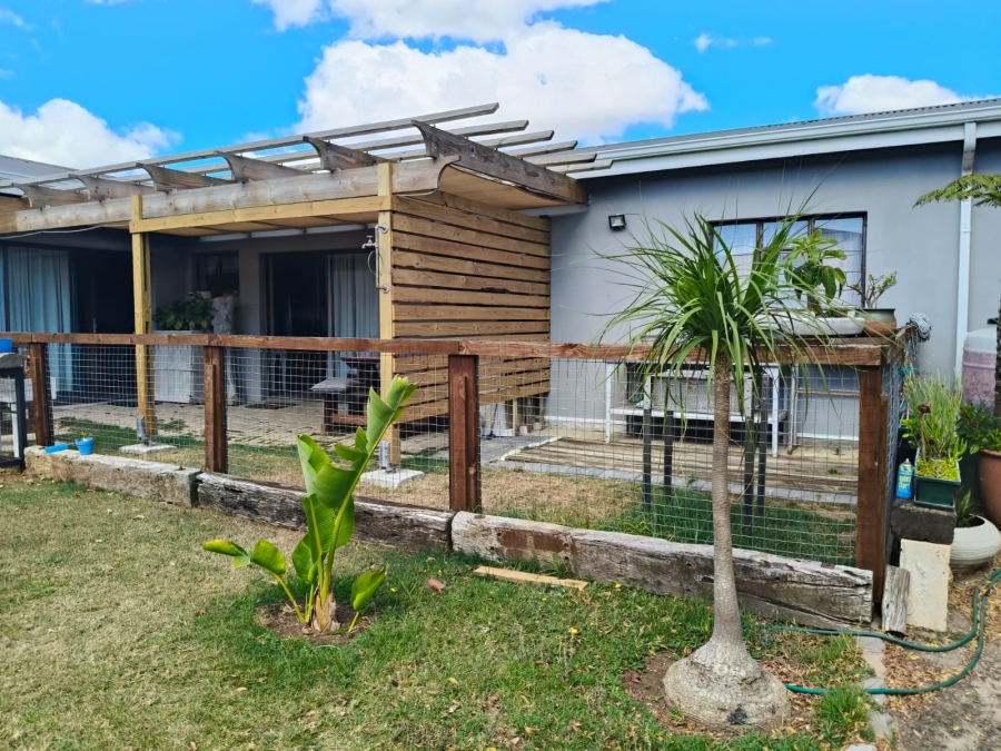 2 Bedroom Property for Sale in C Place Eastern Cape